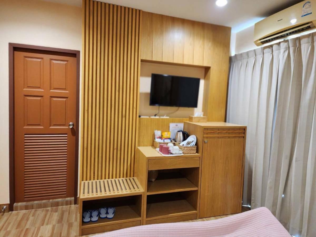 Alaita Hostel Patong מראה חיצוני תמונה