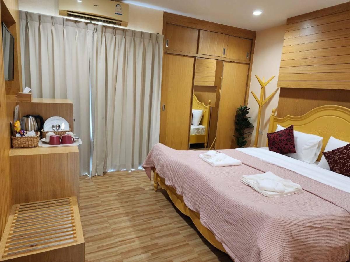 Alaita Hostel Patong מראה חיצוני תמונה