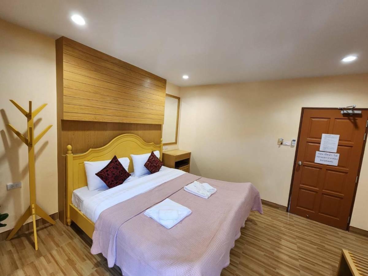 Alaita Hostel Patong מראה חיצוני תמונה