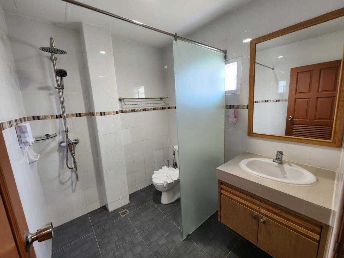 Alaita Hostel Patong מראה חיצוני תמונה